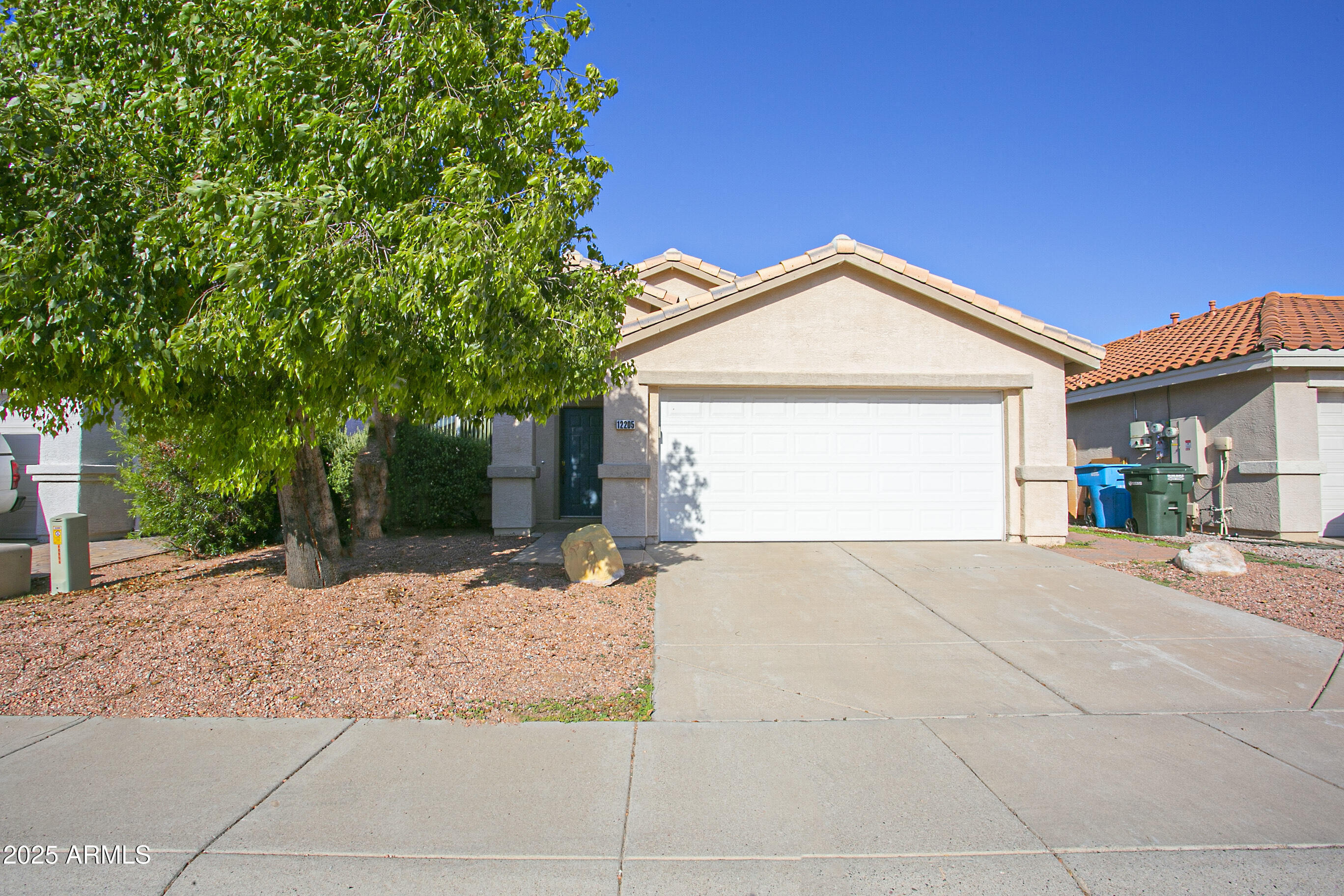 Property Photo: 12205 N 41st Lane AZ 85029