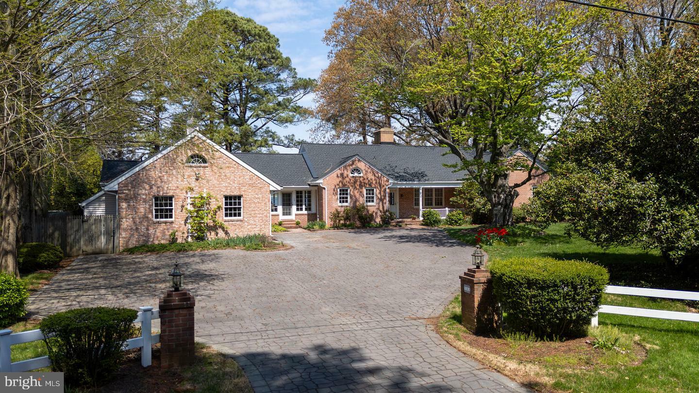 103 N Harbor Road  Saint Michaels MD 21663 photo