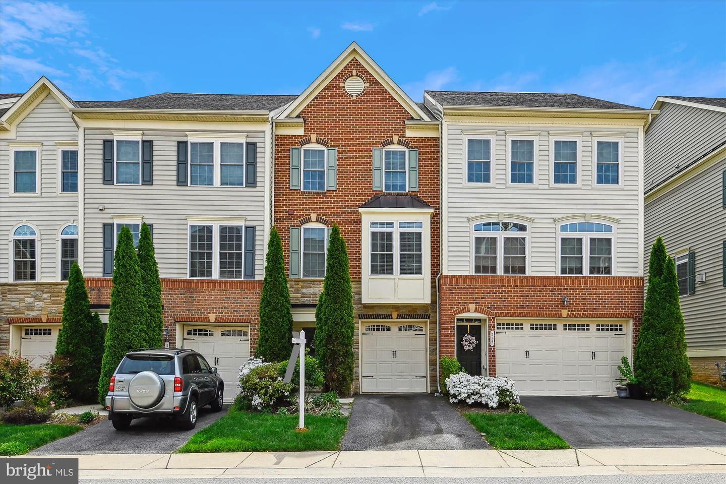 Property Photo: 517 Deep Creek View MD 21409