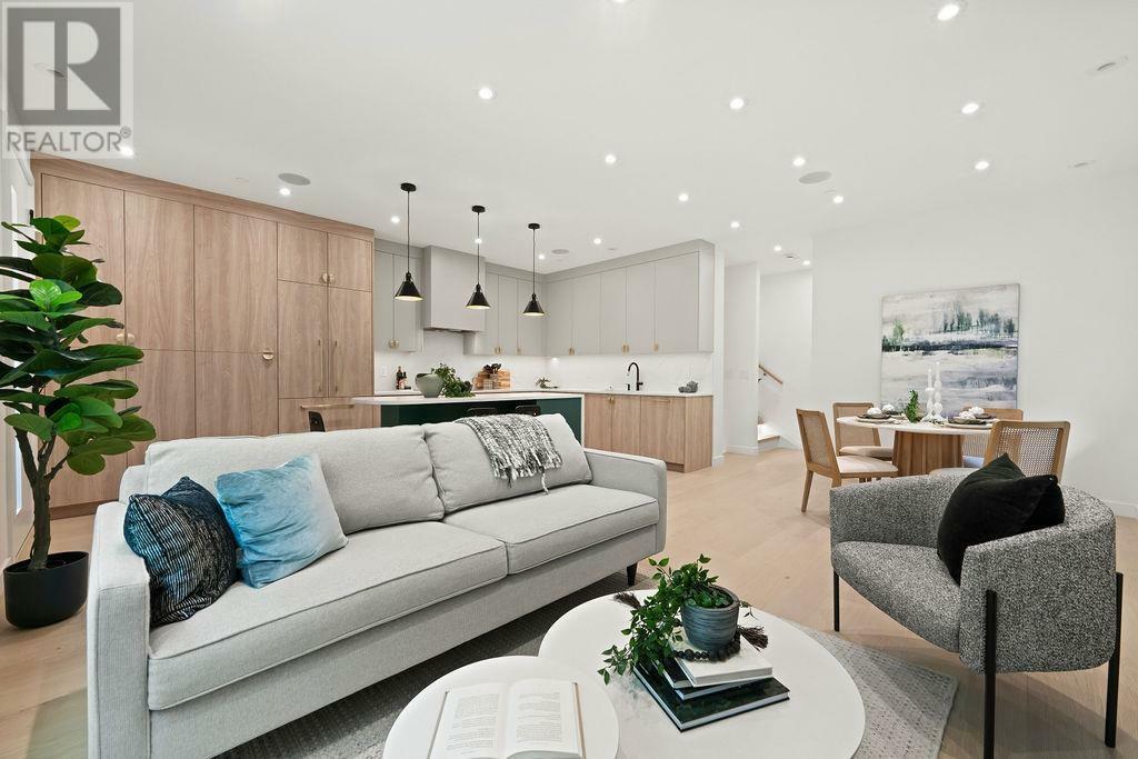 Property Photo: 2936 West 12 Avenue 1 BC V6K 2R3