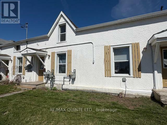 Property Photo: 5-7 Boswell Street ON K8P 3K7