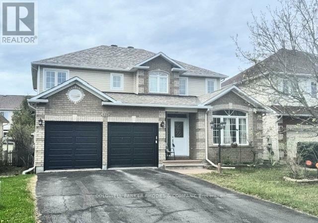 Property Photo: 139 Abaca Way ON K2S 2C2
