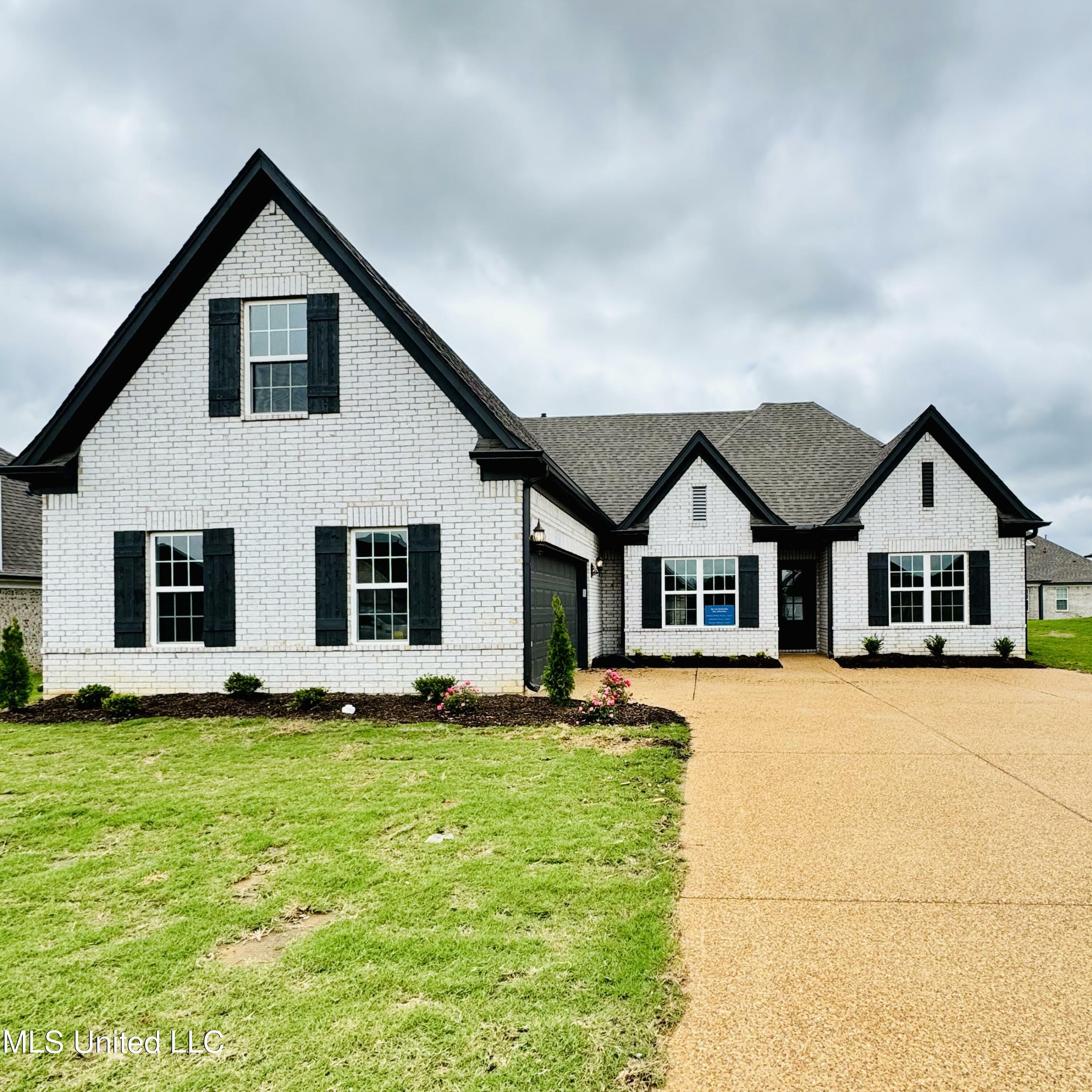 8871 Tucker Lane  Southaven MS 38672 photo