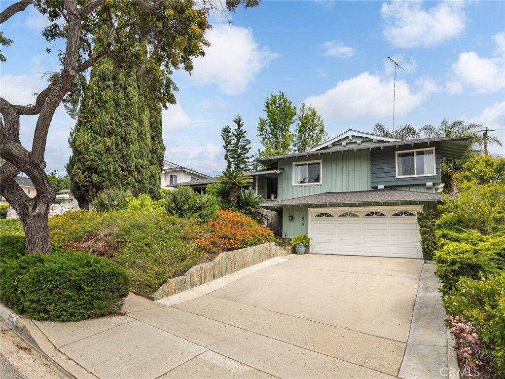 Property Photo: 1815 W Toscanini Drive CA 90275