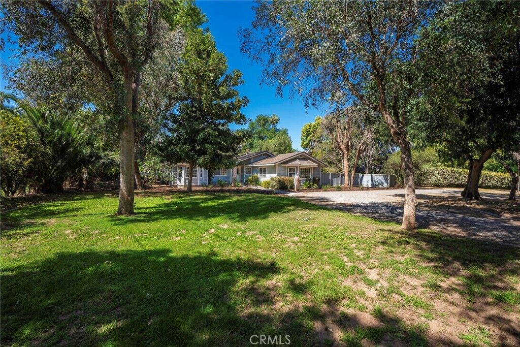 Property Photo:  10131 Victoria Avenue  CA 92503 