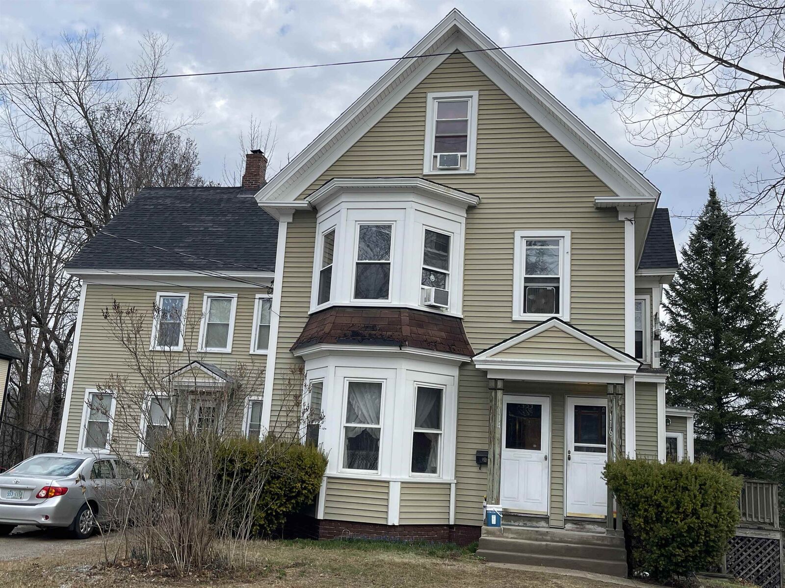 Property Photo:  112 Pleasant Street  NH 03235 