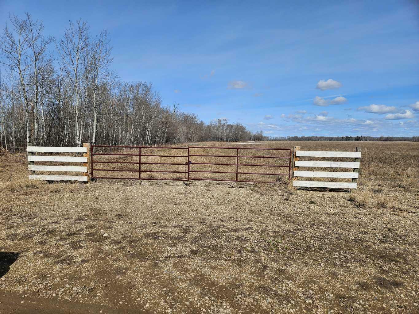 Property Photo:  720 Twp Township  AB T0H 1B0 