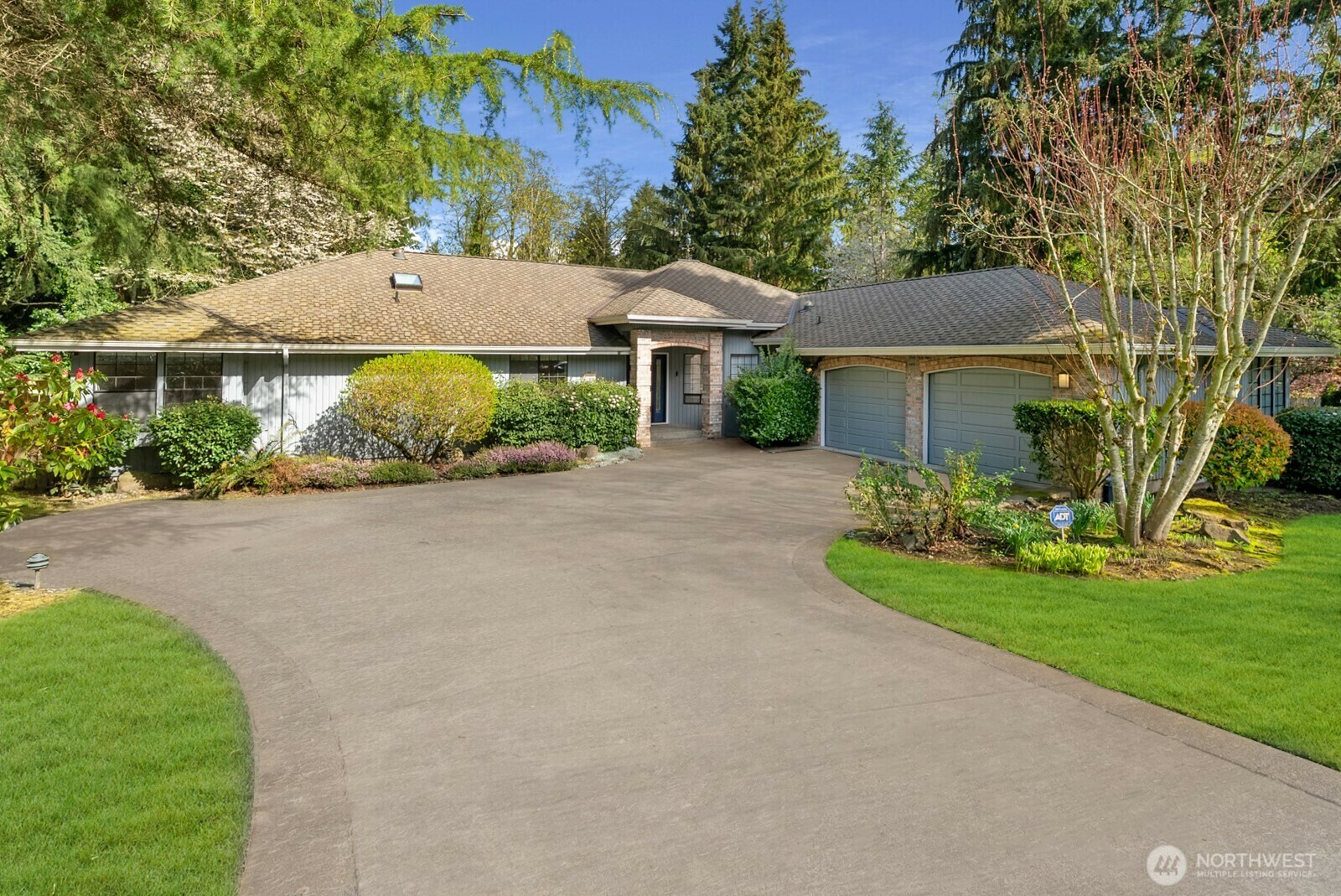 Property Photo: 2301 Manito Court NE WA 98422