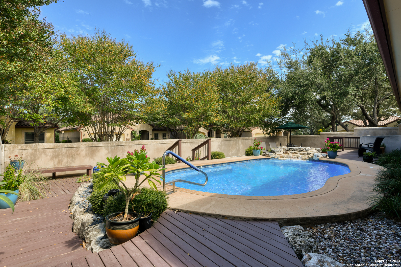 Property Photo: 3322 Medaris Ln TX 78258