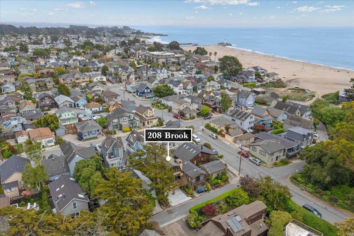 Property Photo: 208 Brook Avenue CA 95062