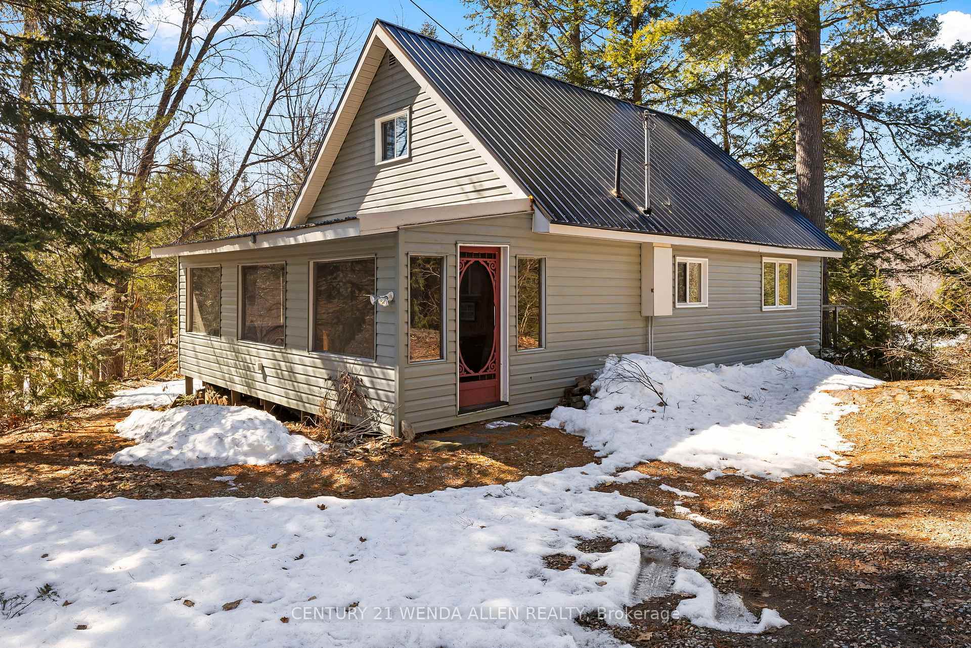 Property Photo: 34C Bentley Lake Place ON K0L 1C0