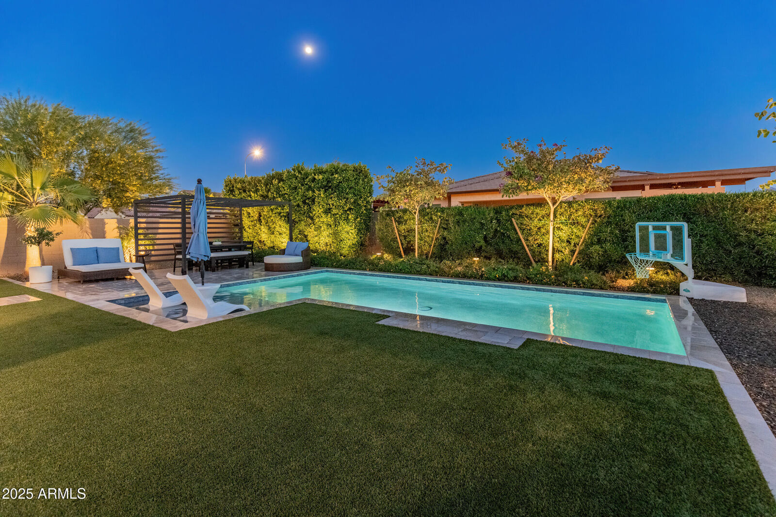 Property Photo: 11705 W Luxton Lane AZ 85323