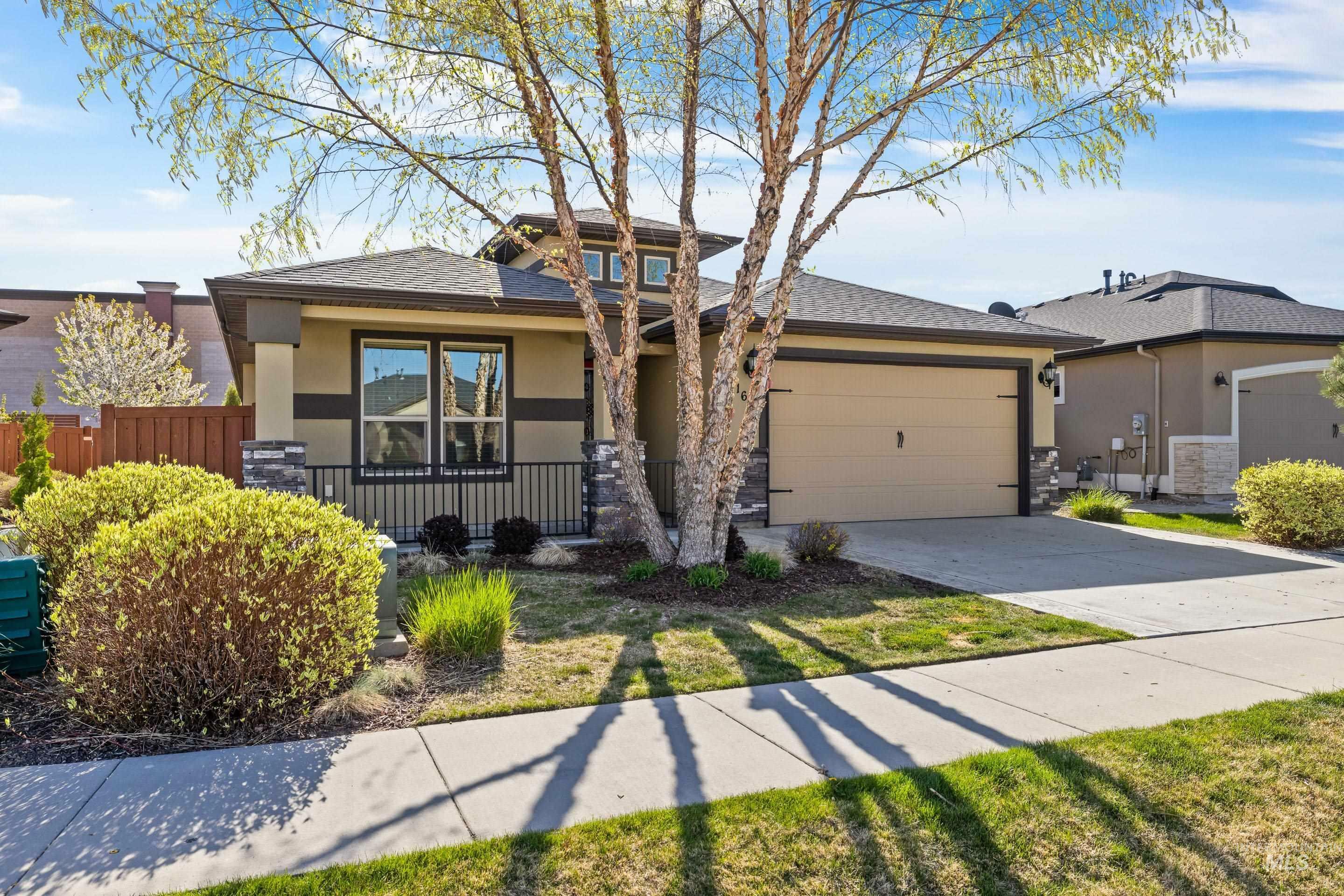 Property Photo: 168 S Tresa Ave ID 83669