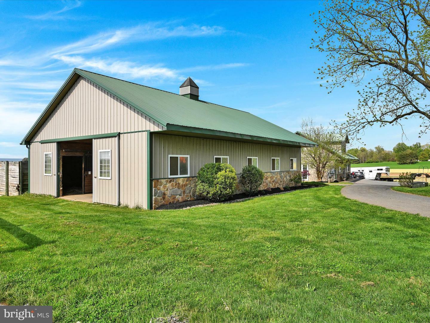 Property Photo: 177 Valley Lane PA 17003