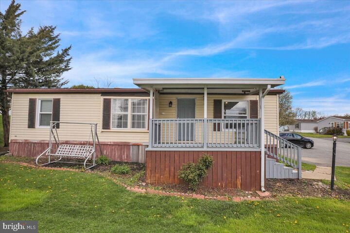 101 Jemfield Court  Lancaster PA 17603 photo