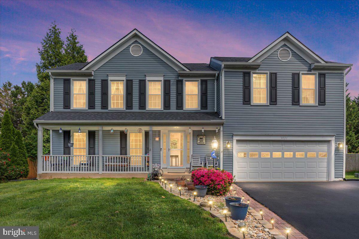 Property Photo: 8571 Richmond Avenue VA 20110