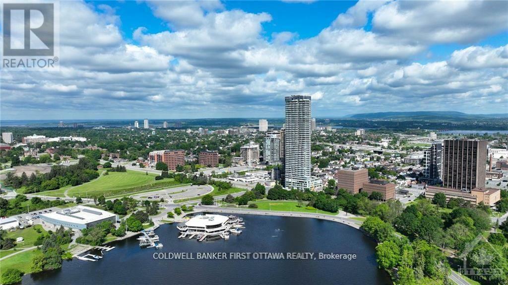 Property Photo: 805 Carling Avenue 3208 ON K1S 5W9