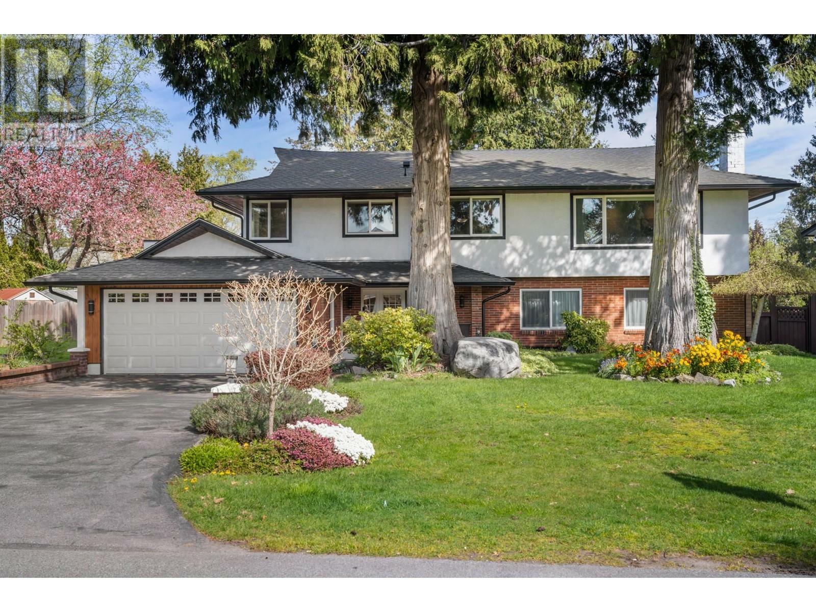 Property Photo: 4907 7A Avenue BC V4M 1R3