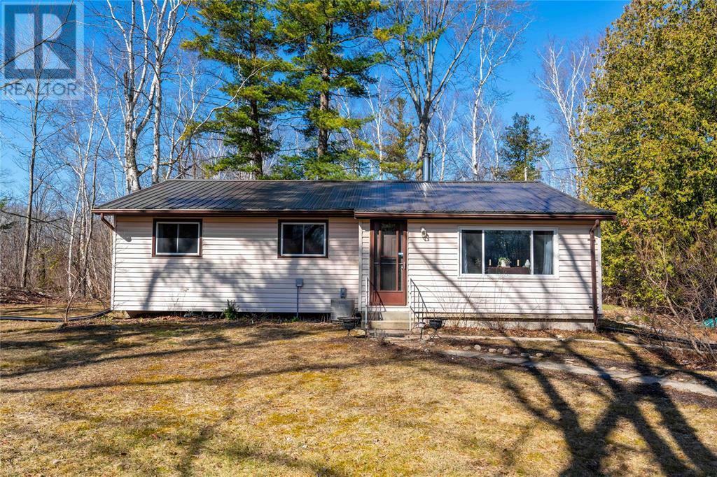 Photo de la propriété:  9581 Rosedale Road  ON N0N 1J1 