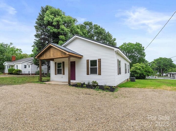 1067 Old Charlotte Road  Concord NC 28027 photo