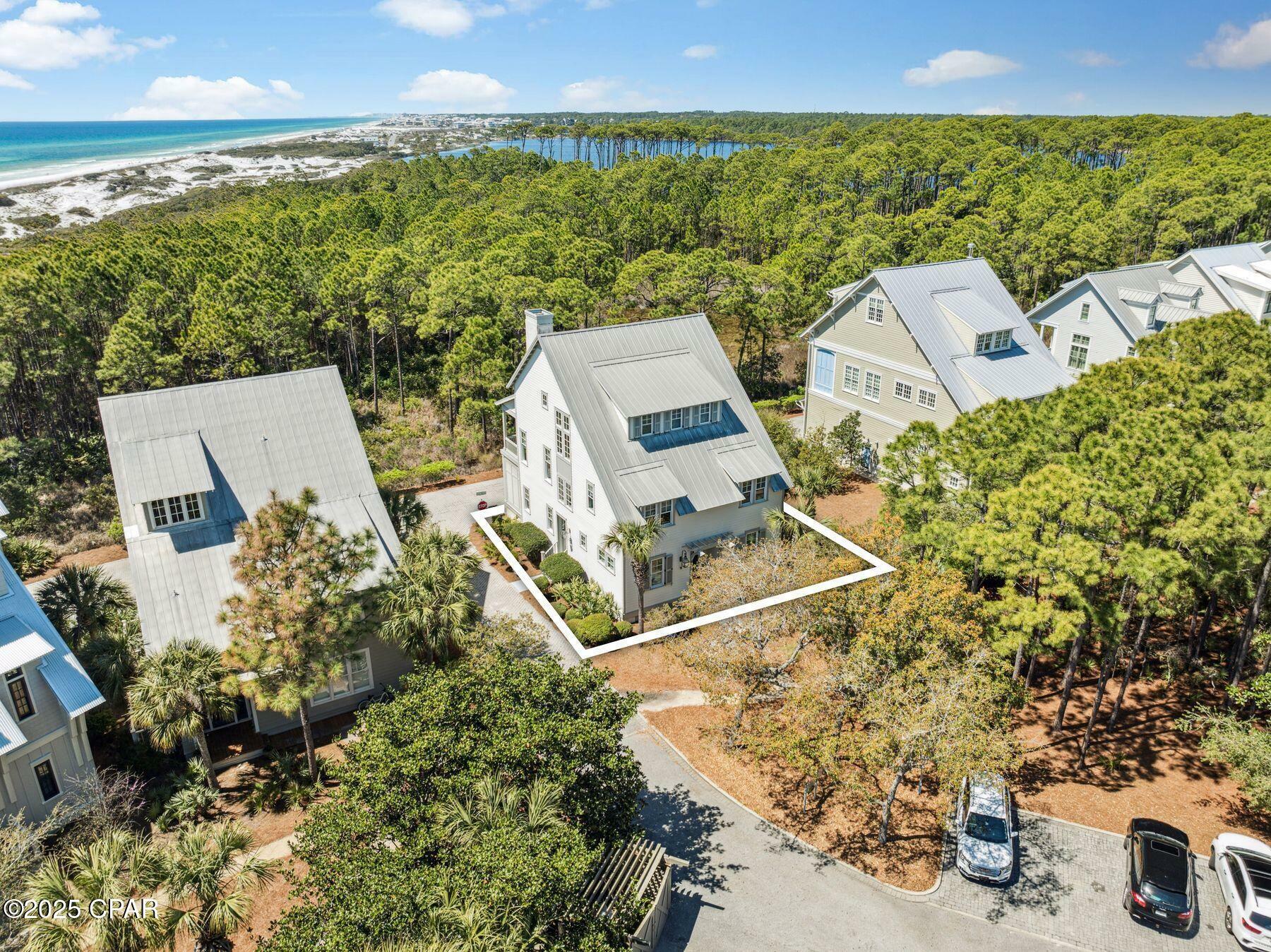 Property Photo: 93 Park Row Lane FL 32459