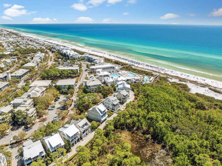 Property Photo: 93 Park Row Lane FL 32459