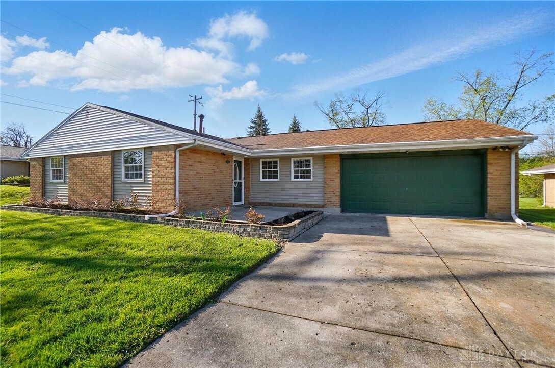 Property Photo: 5927 Cindy Drive OH 45449