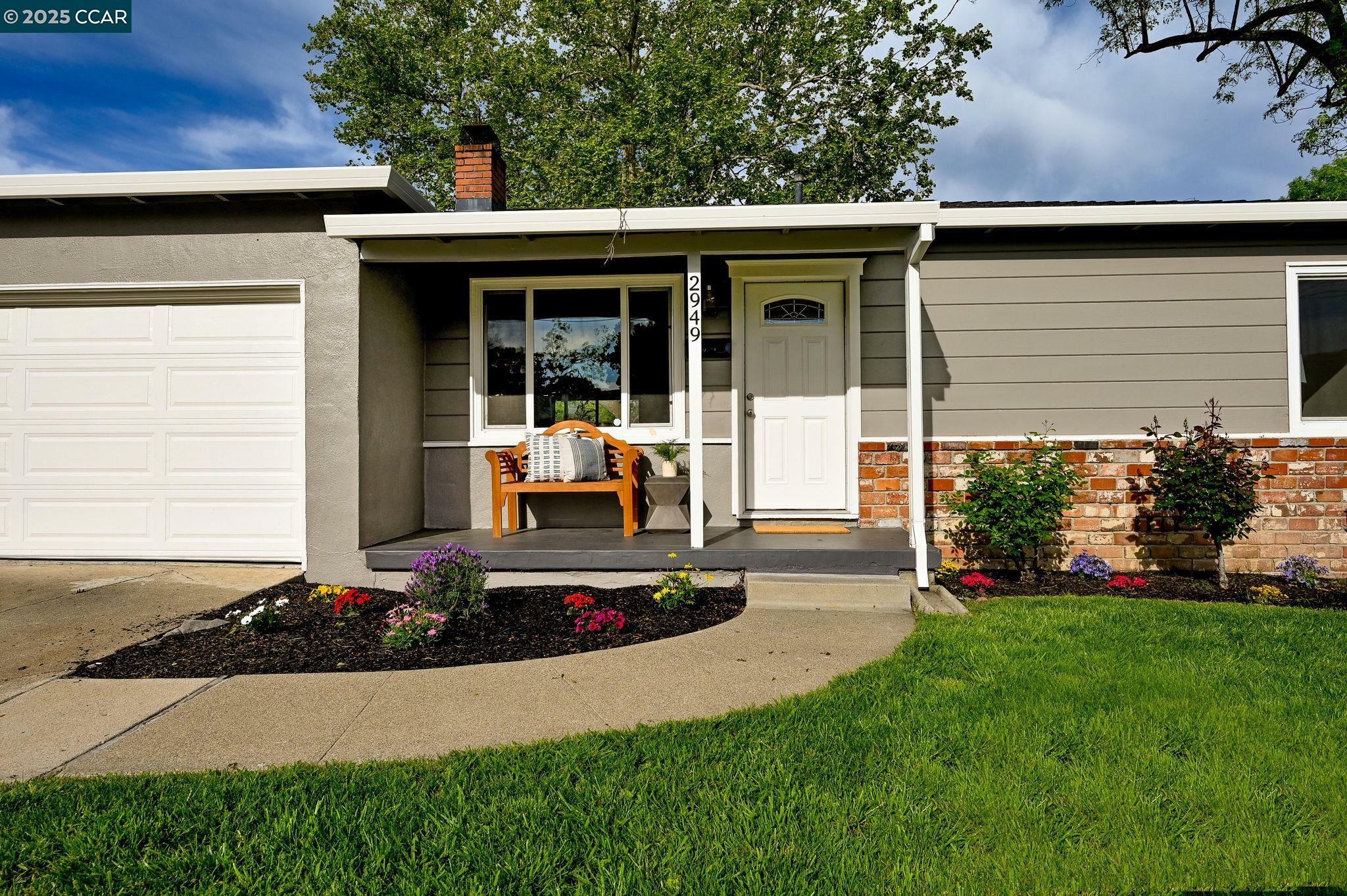 Property Photo: 2949 Glenside Dr CA 94520