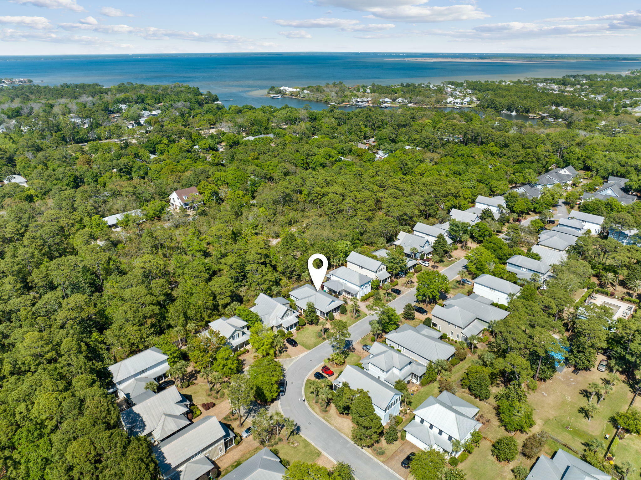 Property Photo: 224 Carson Oaks Lane FL 32459