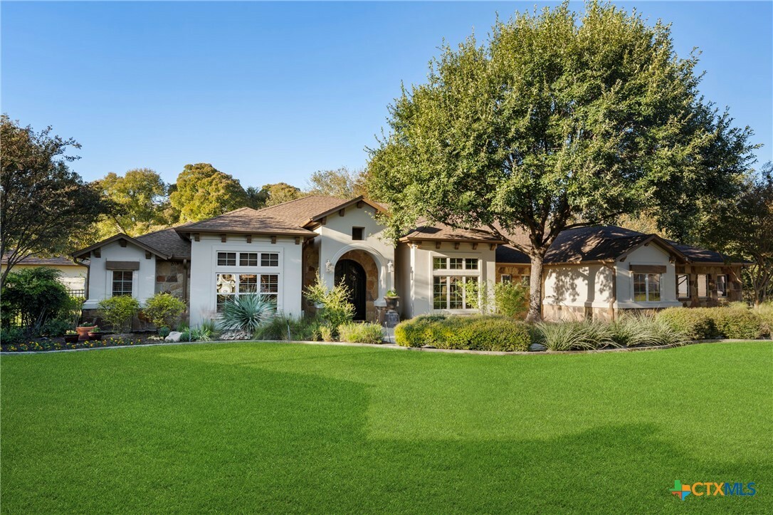 Property Photo: 116 Tallwood Circle TX 76571