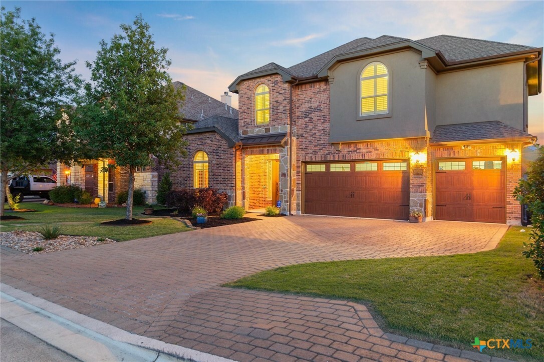 Property Photo: 1919 Los Santos Drive TX 78666