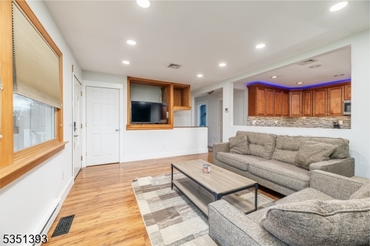 Property Photo: 7 Cardinal Rd NJ 07422