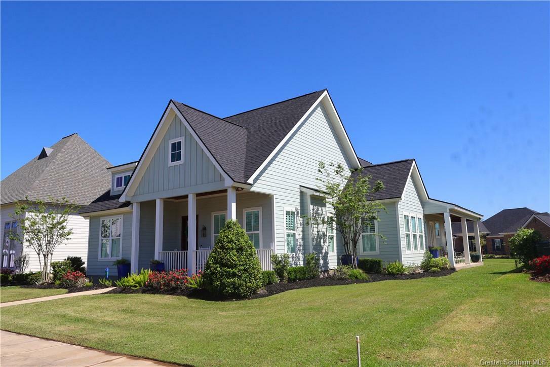 Property Photo: 6539 White Oleander Circle W LA 70605