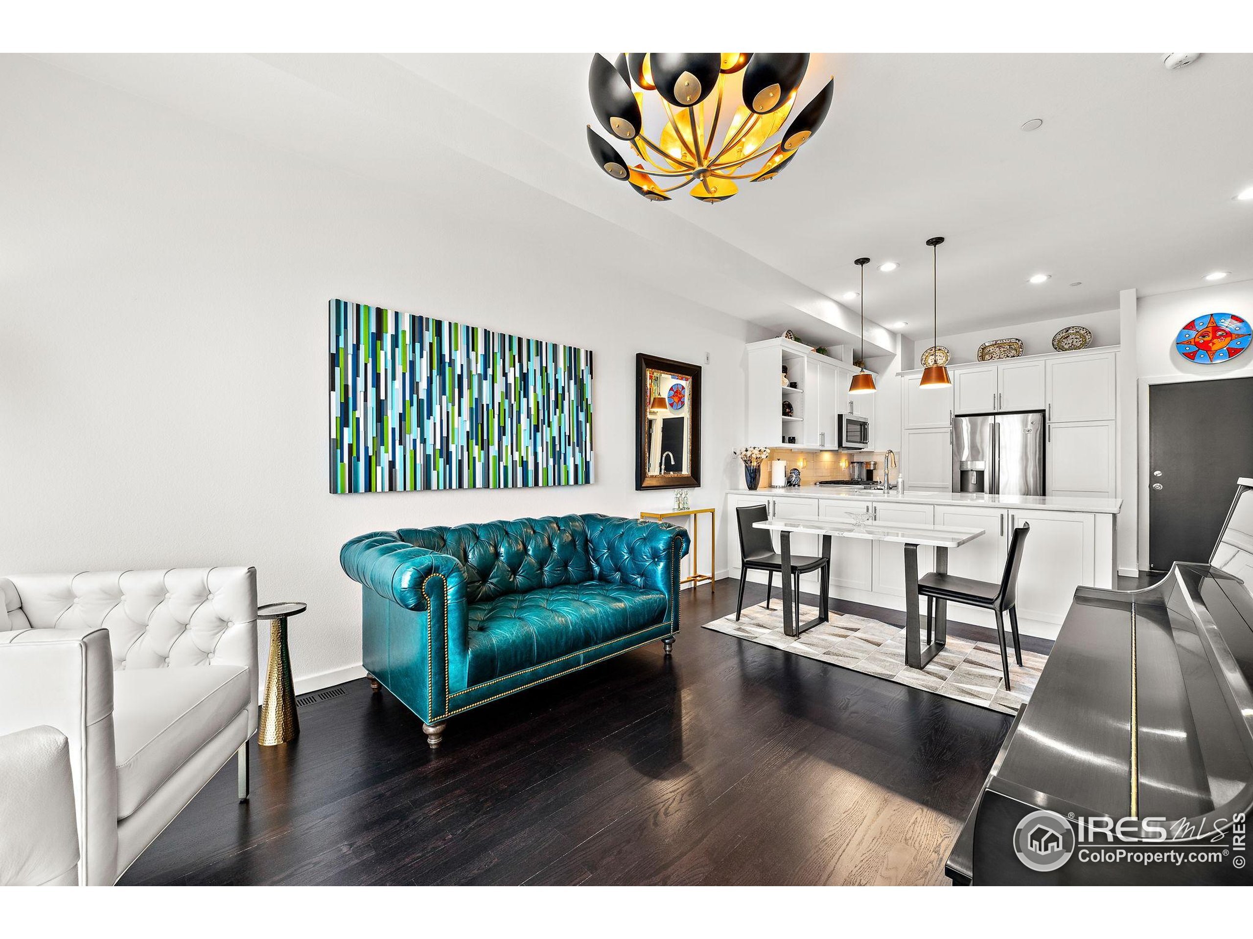 Property Photo:  4150 Longview Ln  CO 80301 