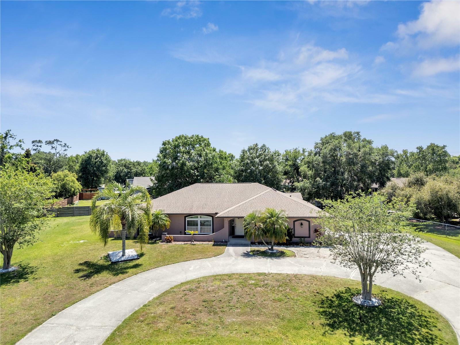 Property Photo: 3150 Sawgrass Court FL 34746