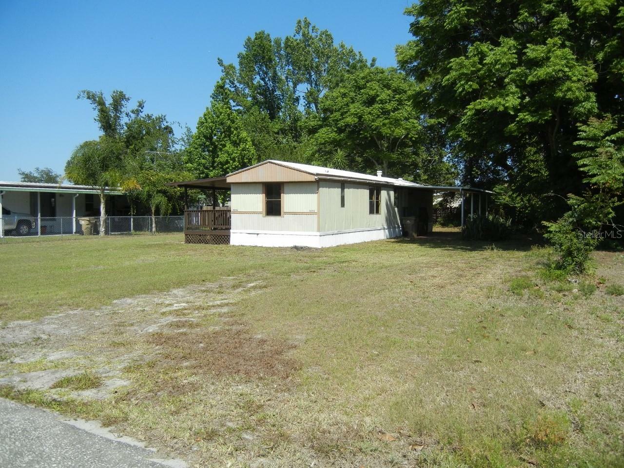 Property Photo: 34206 Lee Avenue FL 34788