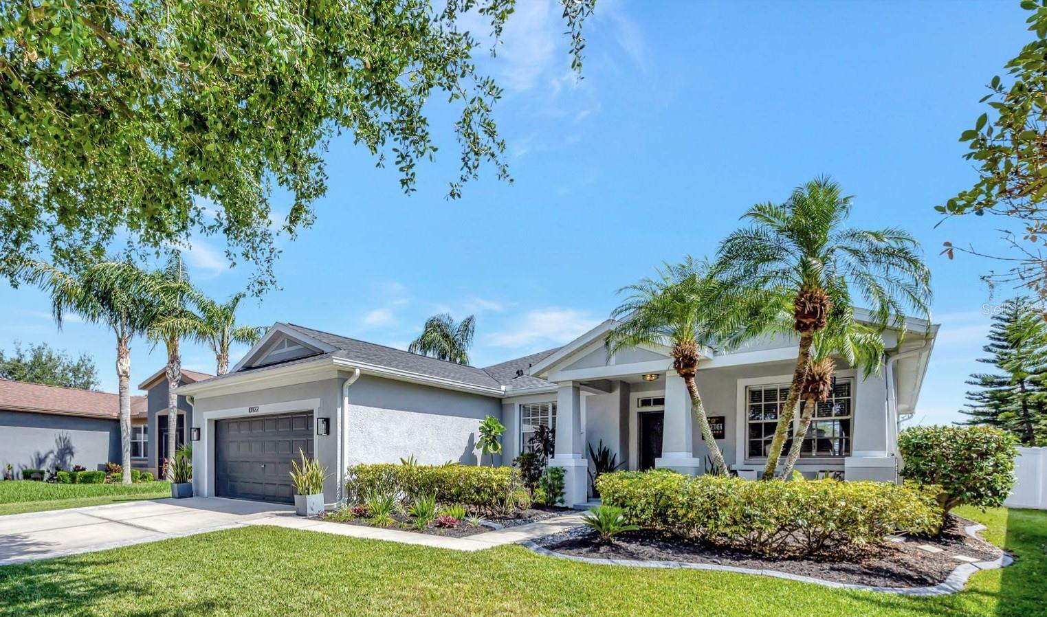 Property Photo: 10922 Holly Cone Drive FL 33569