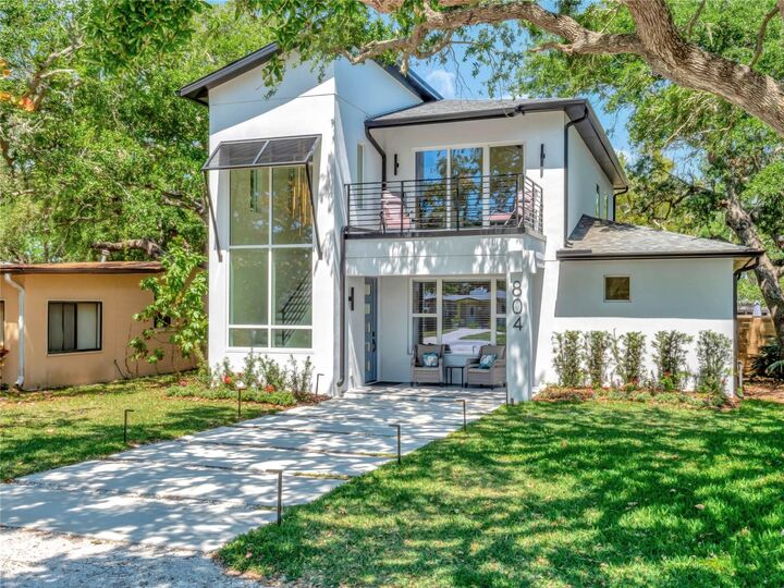 Property Photo:  804 E 24th Avenue  FL 32169 