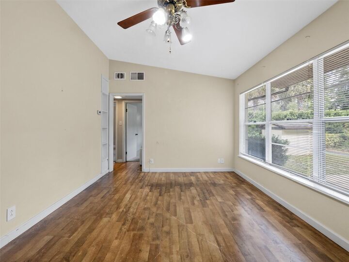 Property Photo:  25519 Colmar Avenue  FL 32776 