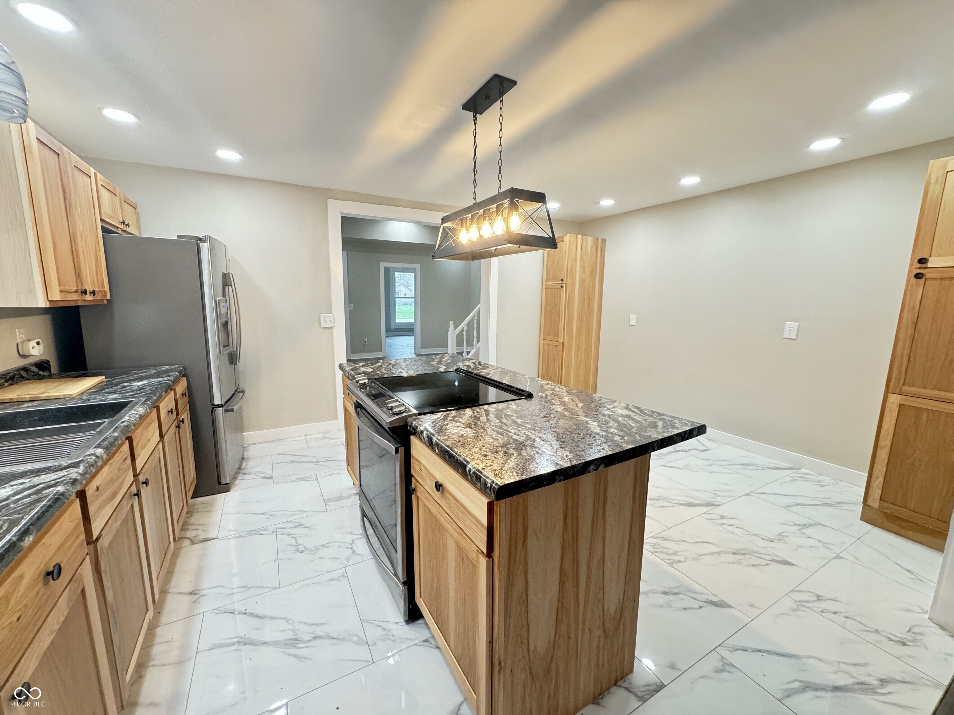 Property Photo: 1001 N 14th Street IN 46036
