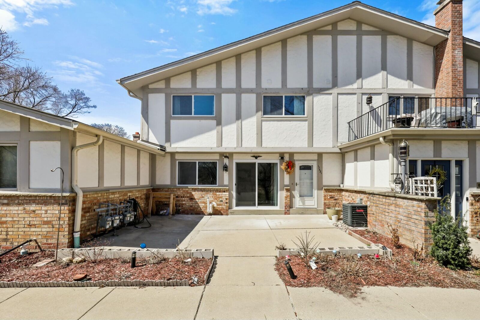 Property Photo:  17681 Nassau Dr  WI 53045 