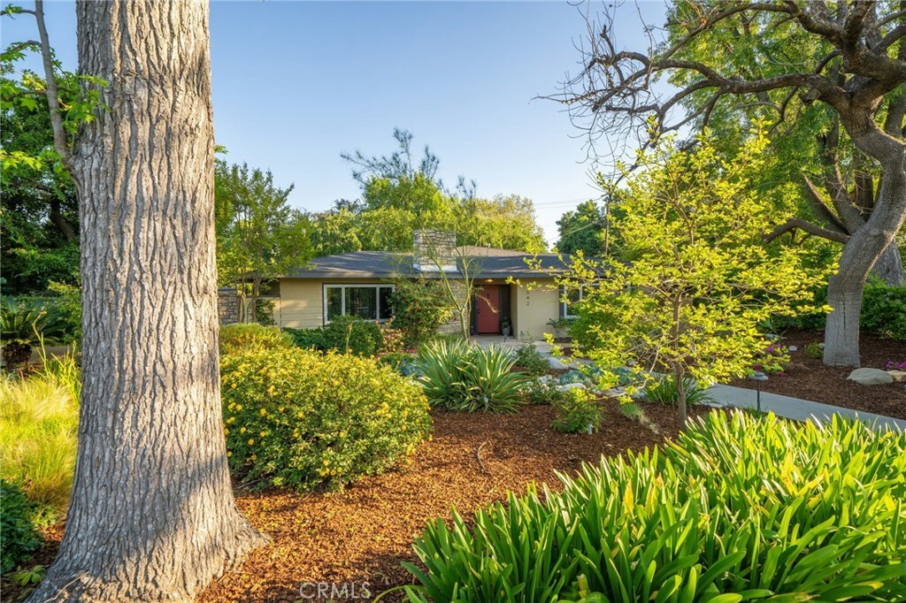 Property Photo: 542 W 12th Street CA 91711