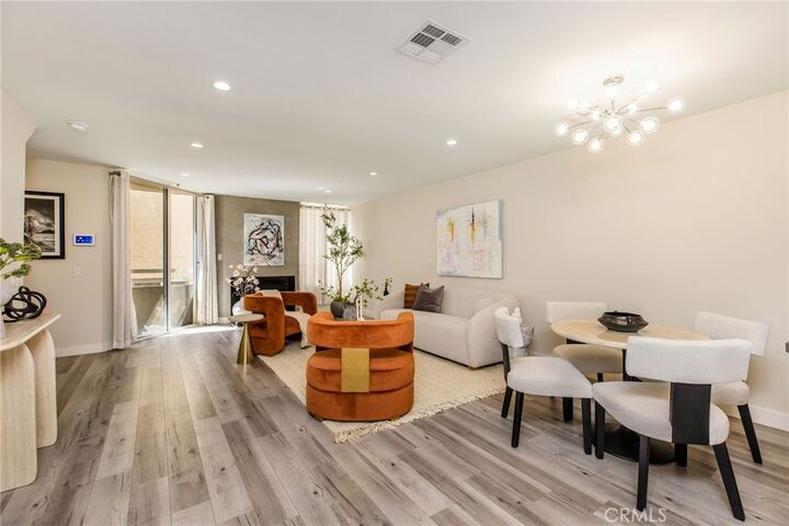 Property Photo:  4164 Tujunga Avenue 102  CA 91604