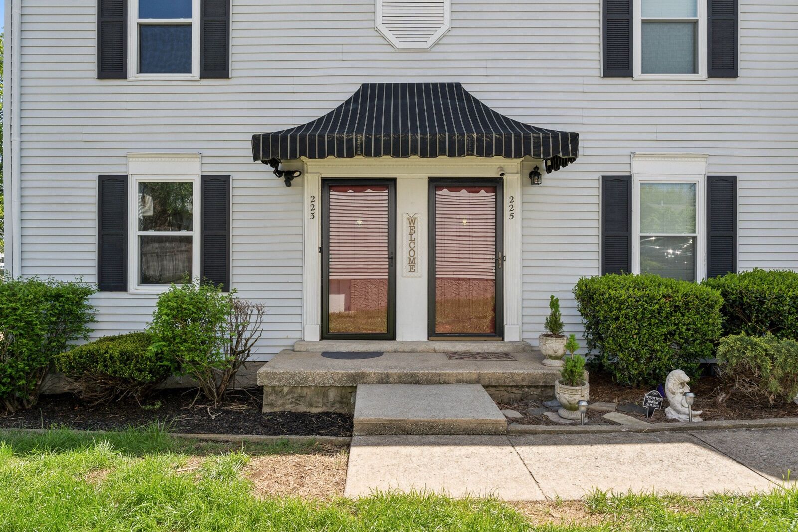 Property Photo:  223 Edgewood Dr  TN 37075 