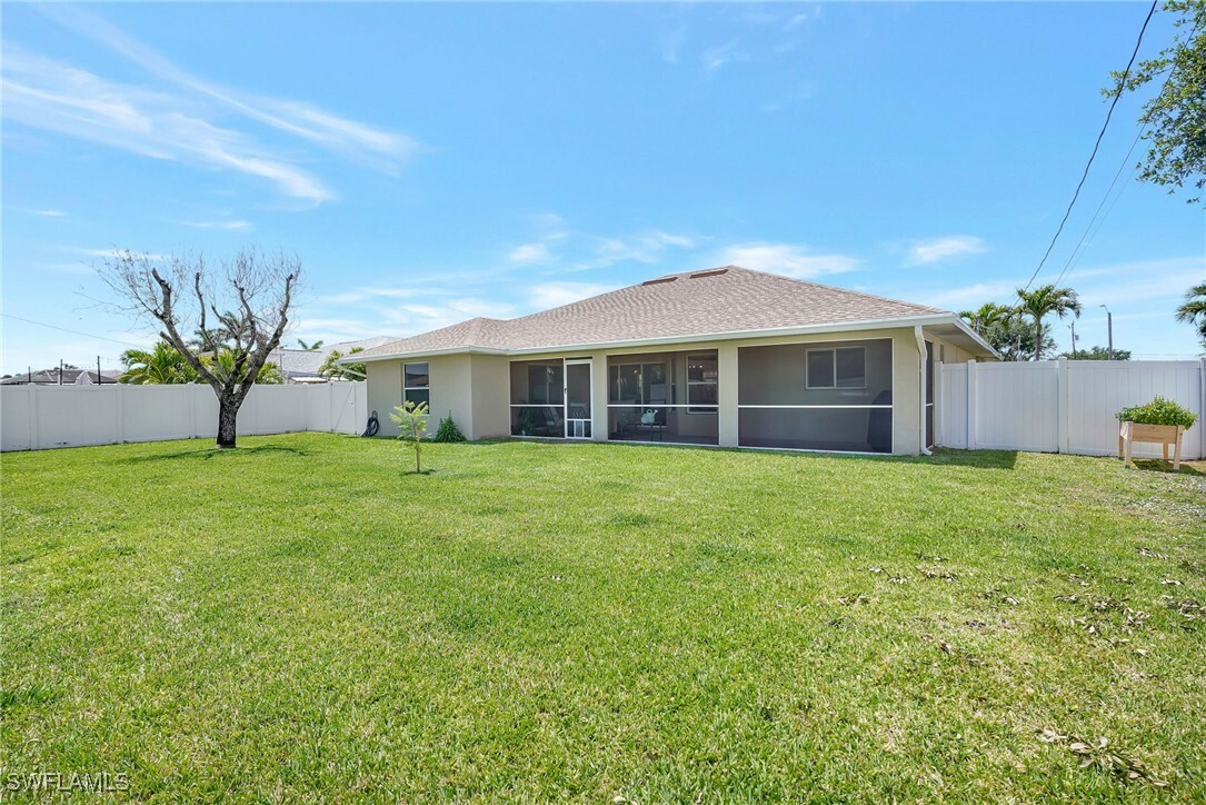 Property Photo: 4105 SW 9th Avenue FL 33914