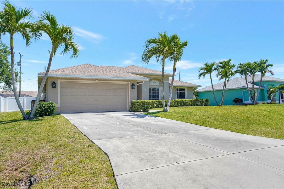 Property Photo: 4105 SW 9th Avenue FL 33914