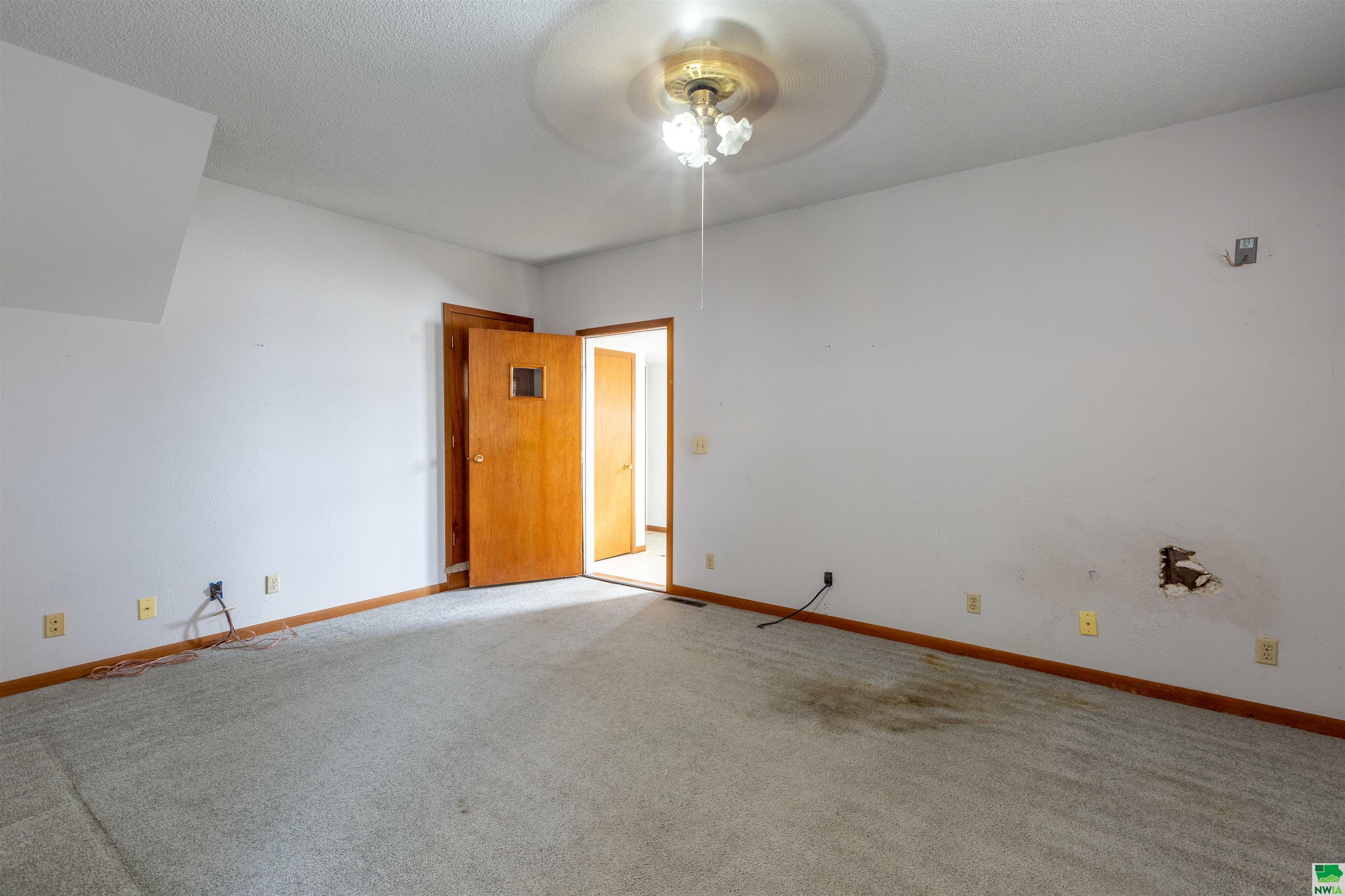 Property Photo: 109 Buckley Street IA 51055