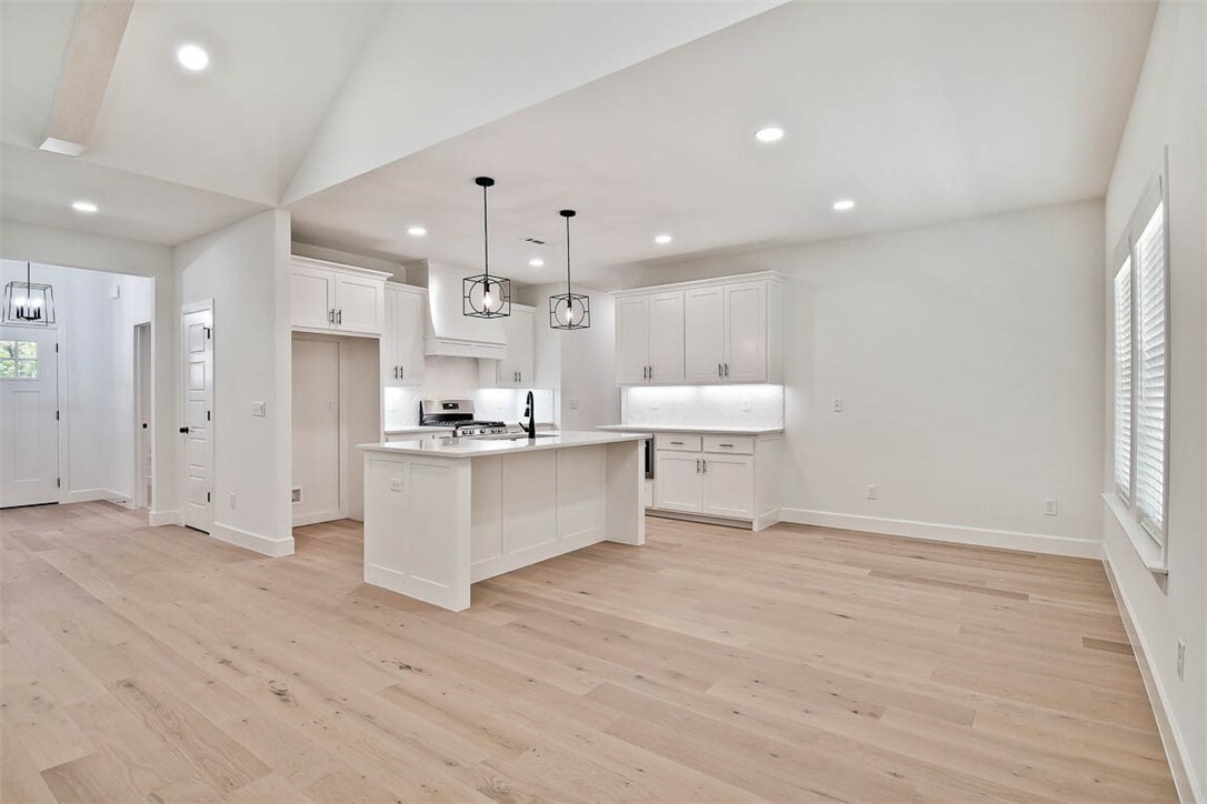 Property Photo: 1 Donna Lane AR 72715