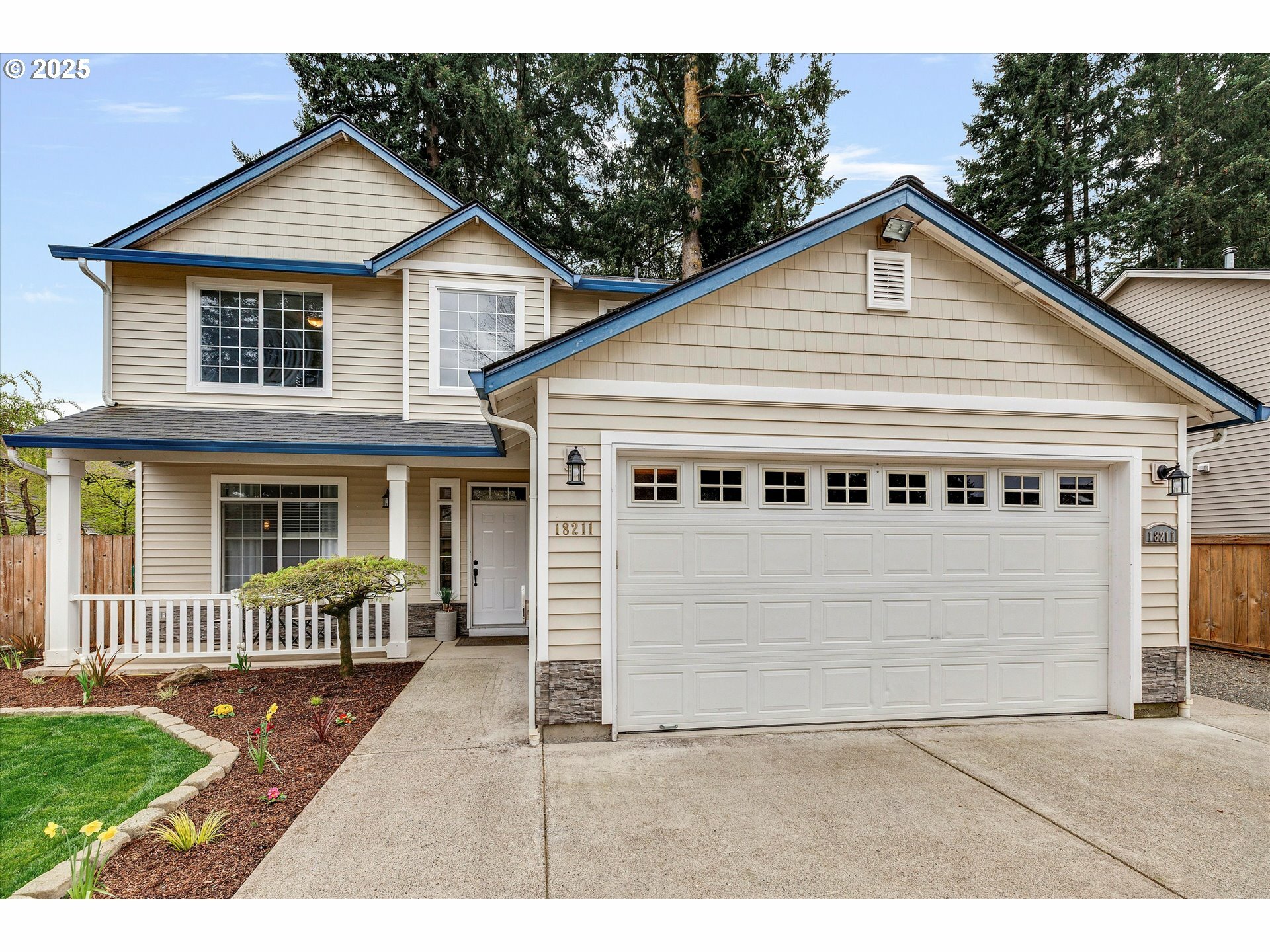 Property Photo: 18211 NE 32nd St WA 98682