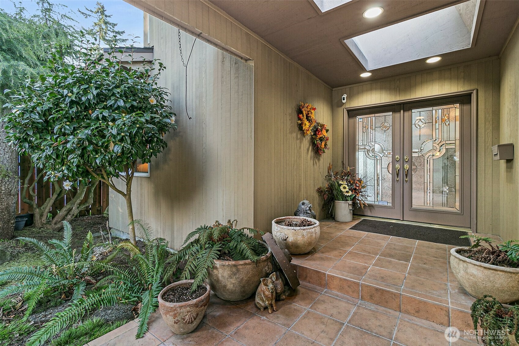 Property Photo: 14303 SE 266th Street WA 98042